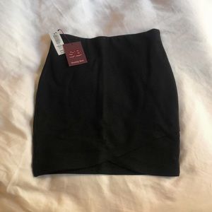 Aritzia Sunday Best bodycon skirt
